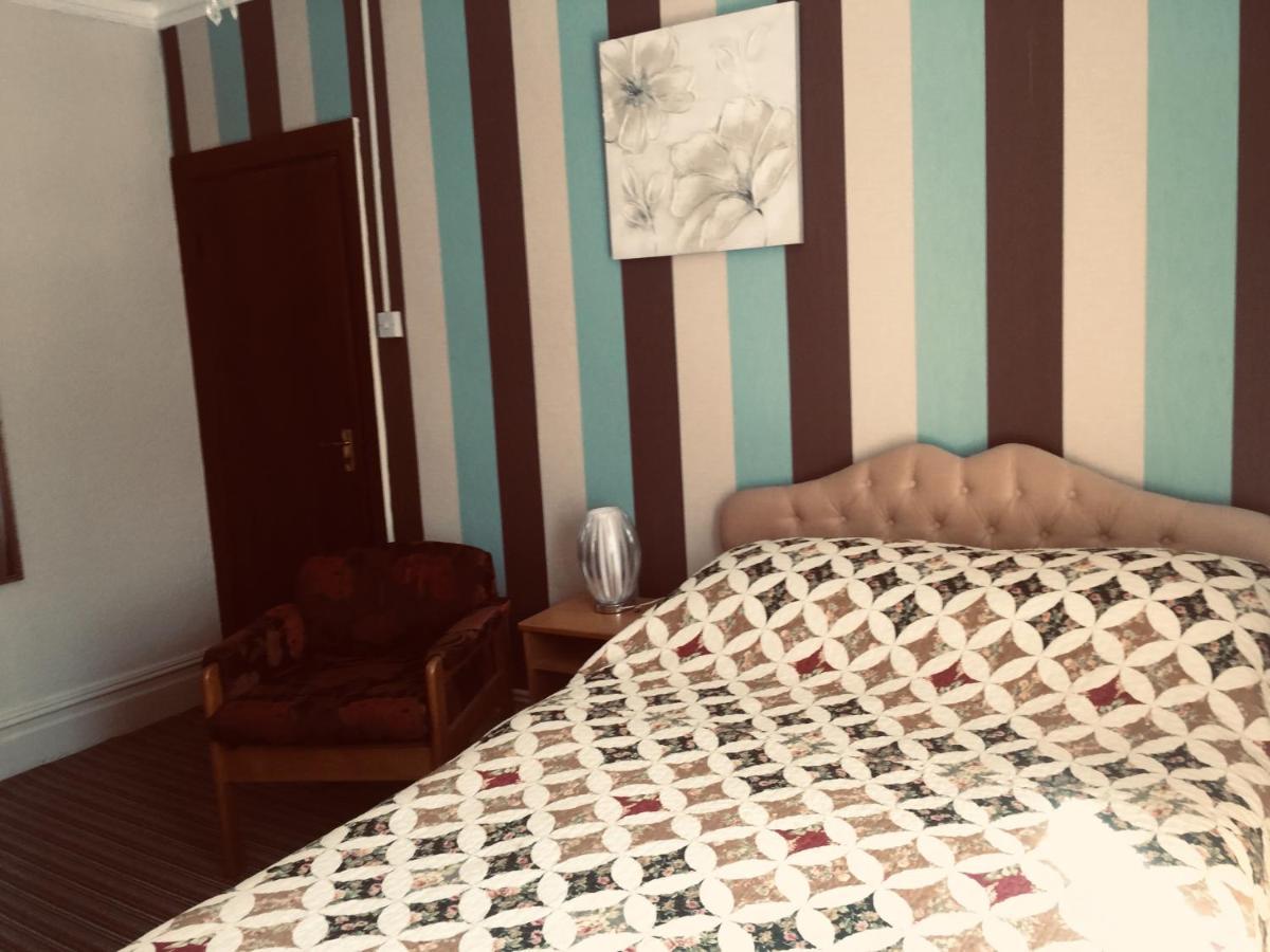 Oakleigh Hotel Блекпул Екстериор снимка