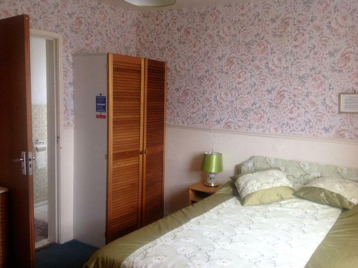 Oakleigh Hotel Блекпул Екстериор снимка