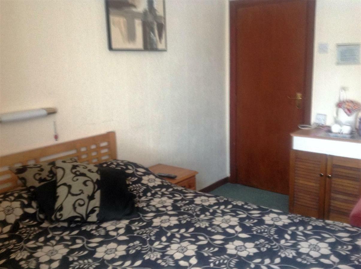 Oakleigh Hotel Блекпул Екстериор снимка